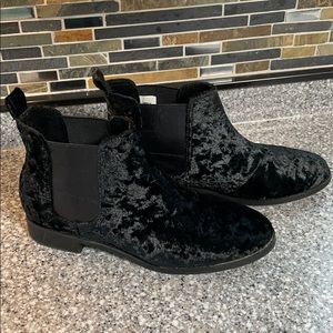 TOM’S Black Velvet Ella Chelsea Ankle Bootie